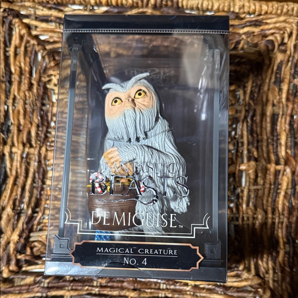 Demiguise Magical Creature Figure From Fantastic Beasts NIB